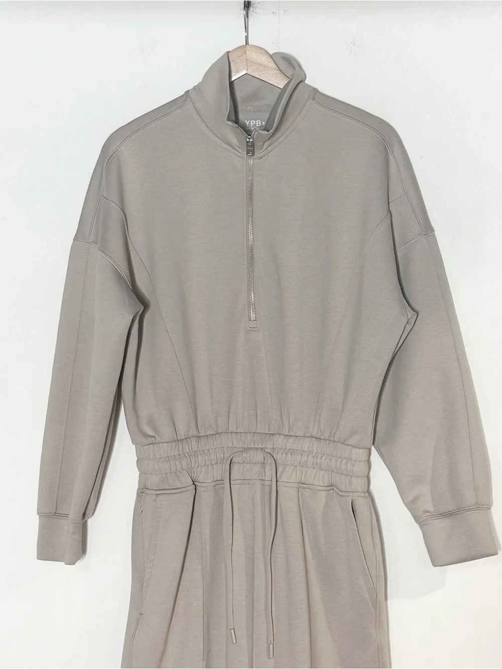 Abercrombie YPB NeoKnit Scuba Knit Half Zip Jogger JumpSuit Size S Beige Gray